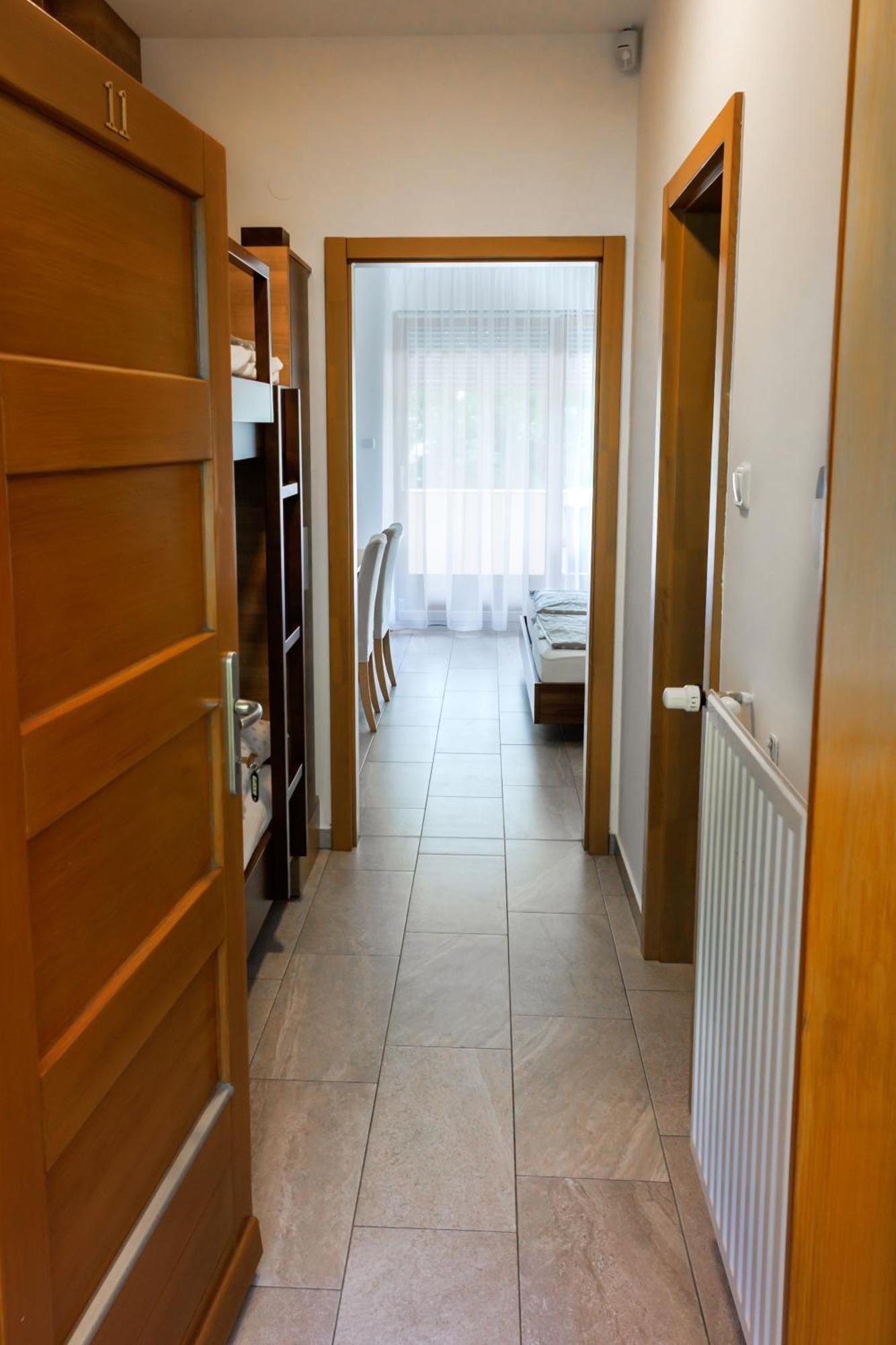 Jacht Apartmanok Balatonfured Ngoại thất bức ảnh